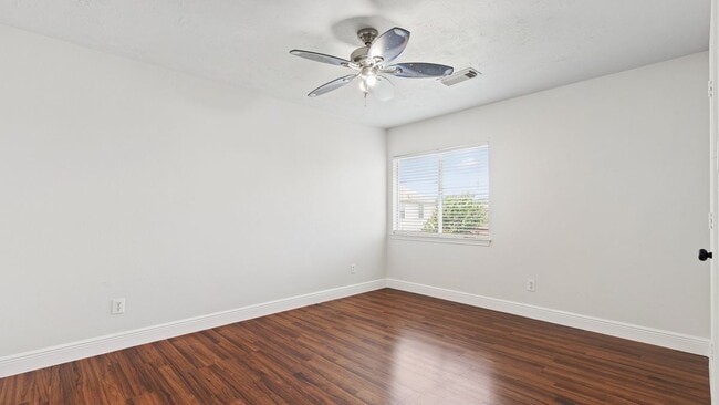 Building Photo - 4602 Garden Meadow Dr