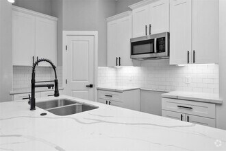 Building Photo - 6918 Dumble St