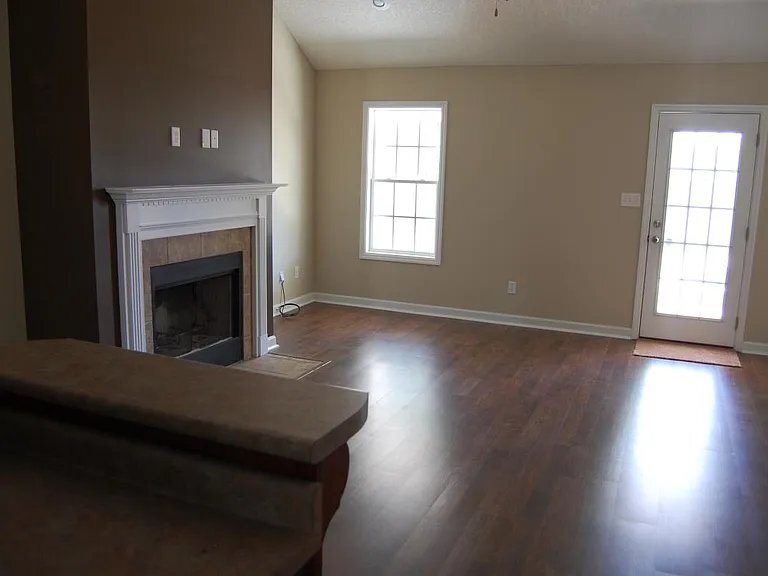 Building Photo - 4501 Country Oak Dr