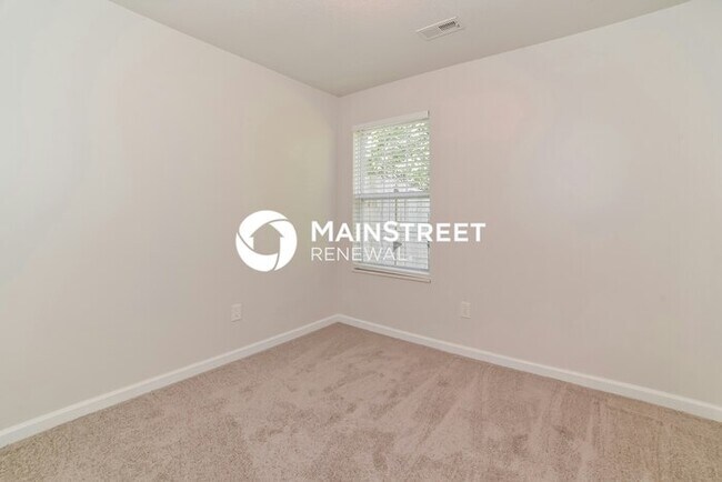 Building Photo - 3 Bedroom Pet-Friendly Home in CORRYTON, T...
