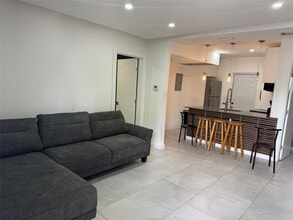 Building Photo - 2201 Greene St.