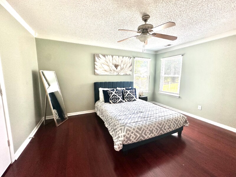 Building Photo - 3030 Talledaga Ln SW