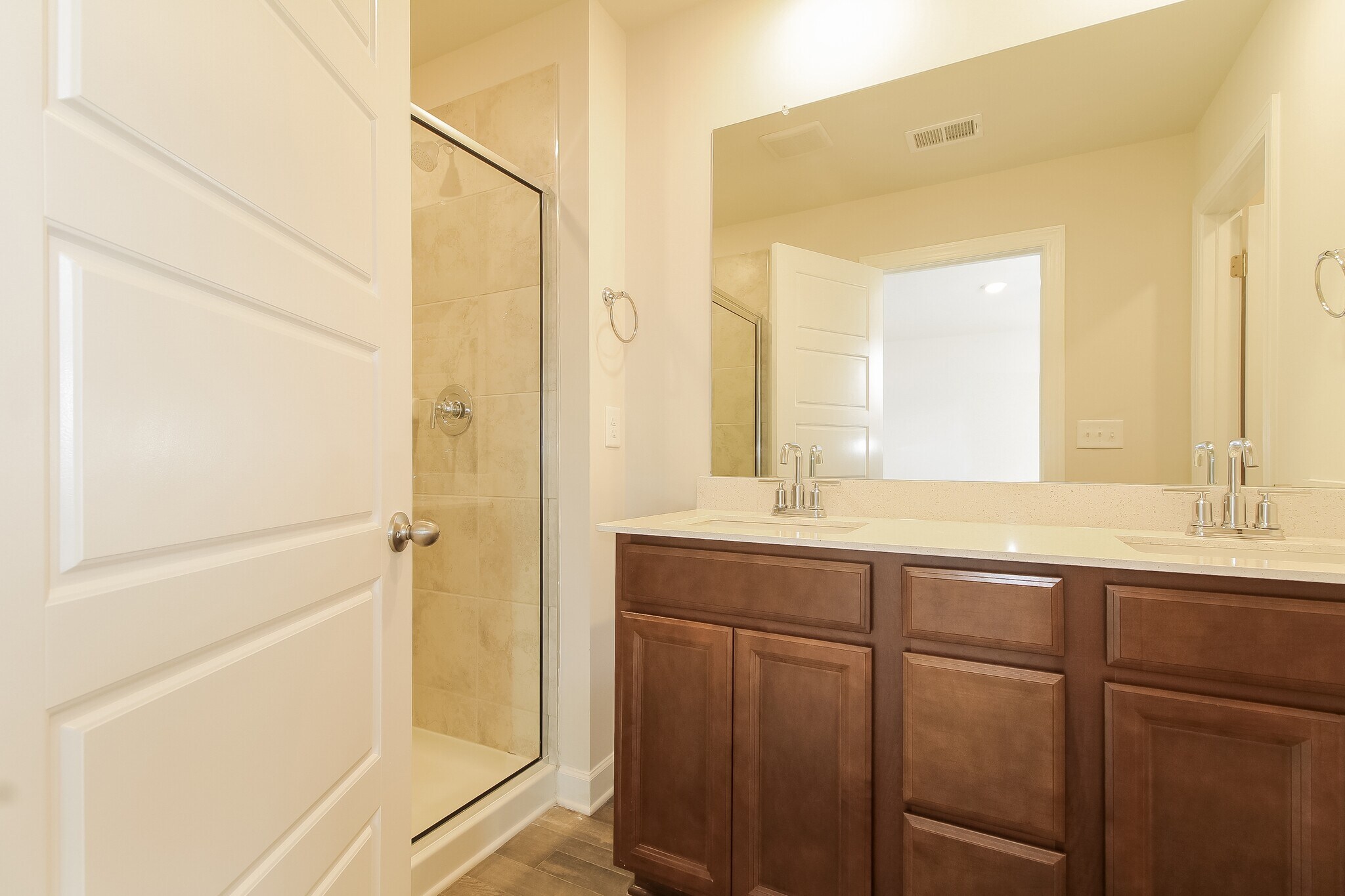 Building Photo - 131 Telford Dr