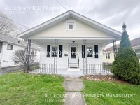 Building Photo - 1217 Dietz Ave