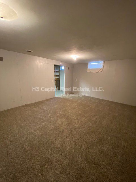 Building Photo - 2349 Clark Ave