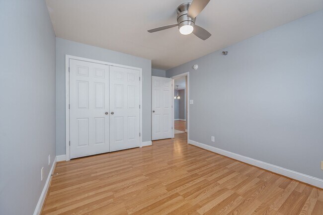 Building Photo - 623 Wyndhurst Dr