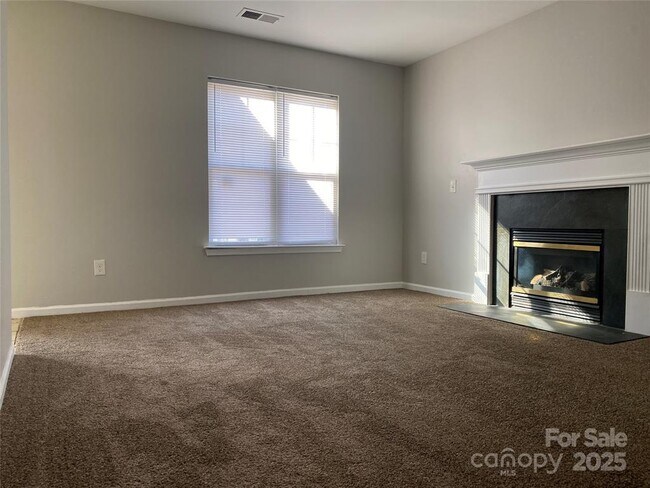 Building Photo - 3854-A Bullard Street