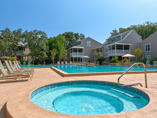 Building Photo - 3BR/3BA Fully Furnished Beach Cottage at H...