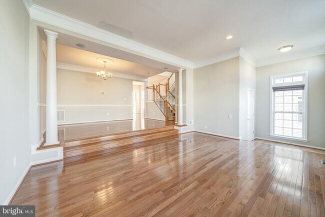 Building Photo - 42029 Bushclover Terrace