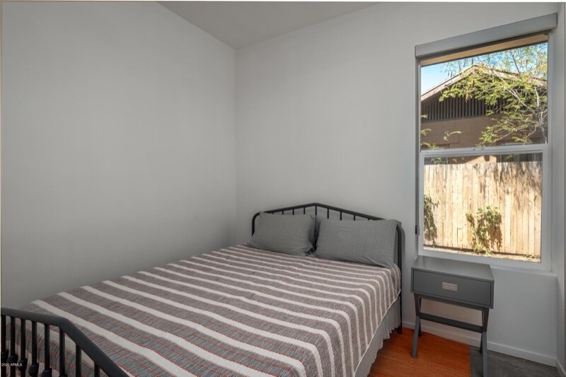 Building Photo - 1316 E Fillmore St