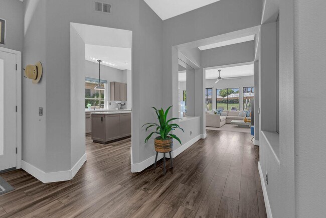 Building Photo - 93 N Kavenish Dr