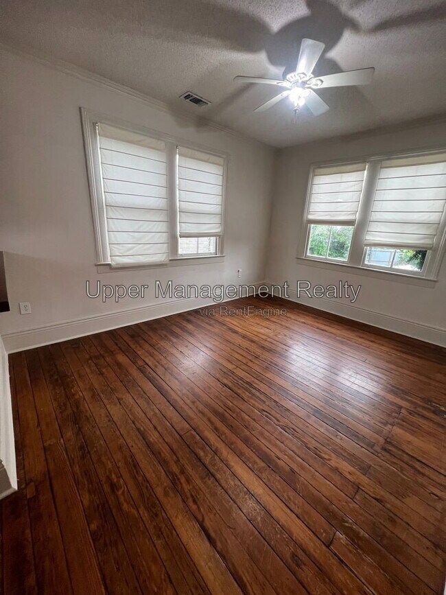 Building Photo - 540 Lowerline St