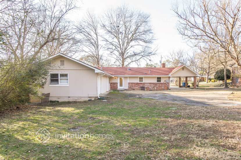 Building Photo - 171 Upshaw Dr
