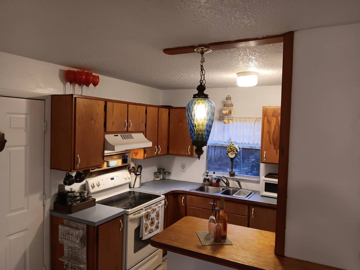kitchen - 203 C St
