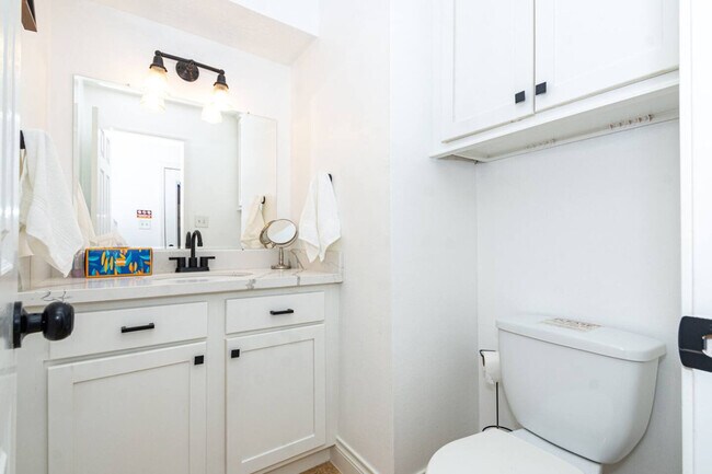 Building Photo - 1423 Sweet Grass Trail