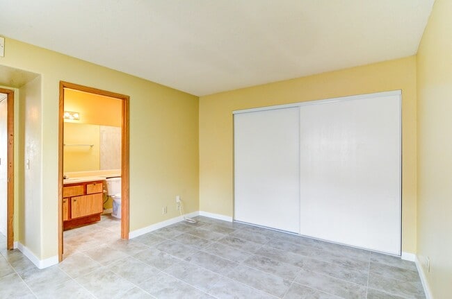 Building Photo - 2980 Juniper Hills Blvd