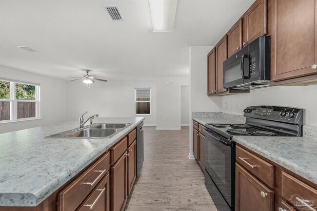 Building Photo - 5864 Magnolia Bend Blvd