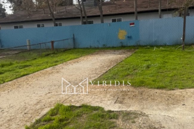 Building Photo - 327 Beardsley Ave