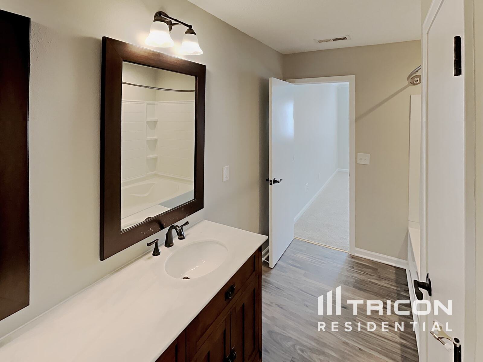 Building Photo - 5705 Waterpoint Dr
