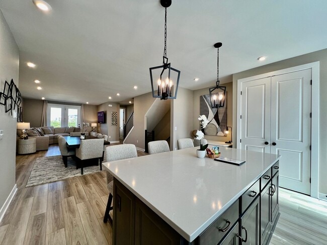 Building Photo - 4 Bedroom, Luxury living in premium location next to Liberty Center and Interstate 75