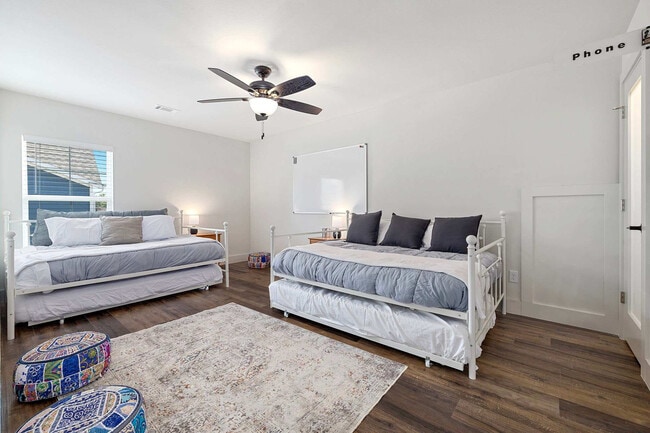 Building Photo - 501 S 7th St