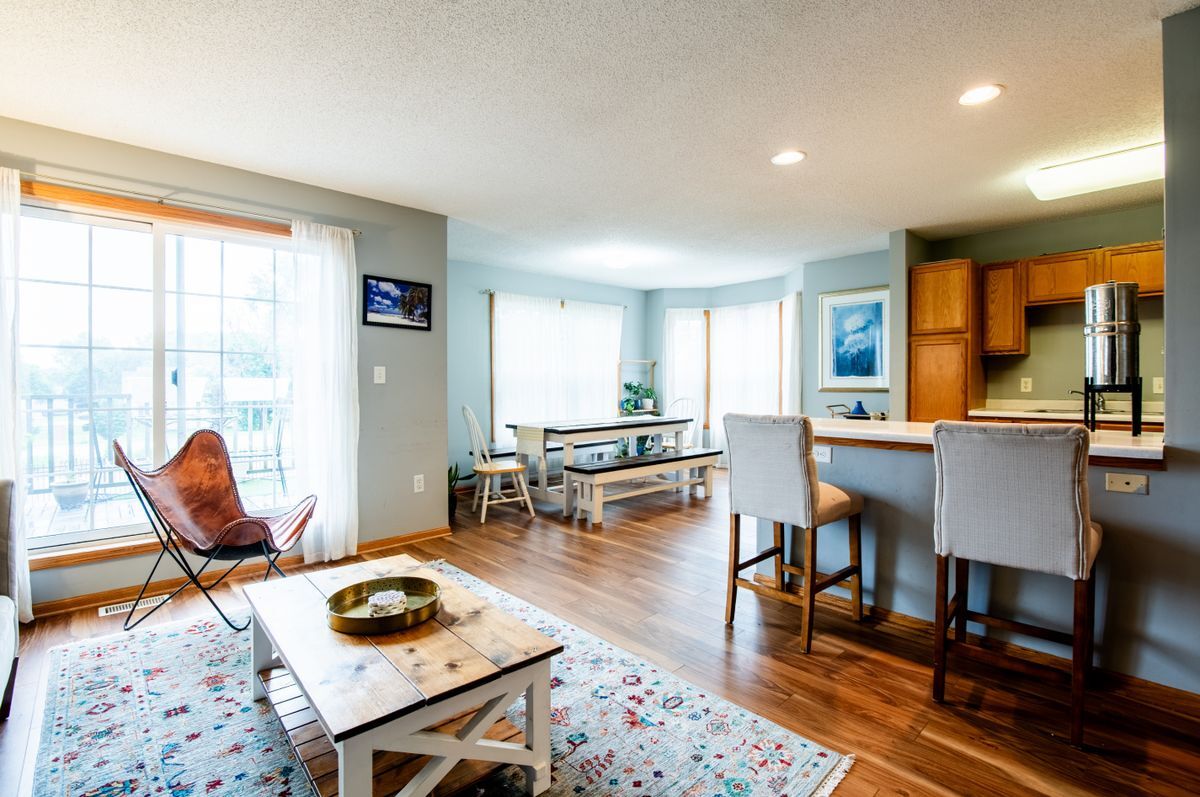 Building Photo - 5724 4th St NE