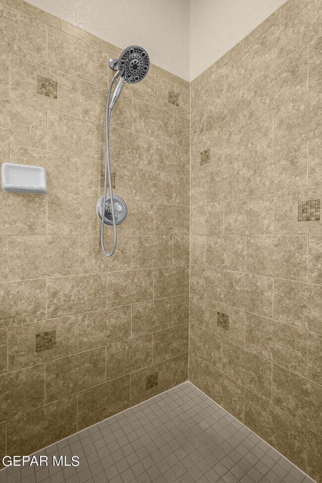 Building Photo - 6121 Byron St