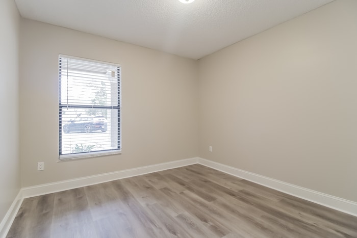 Building Photo - 468 Holbrook Cir