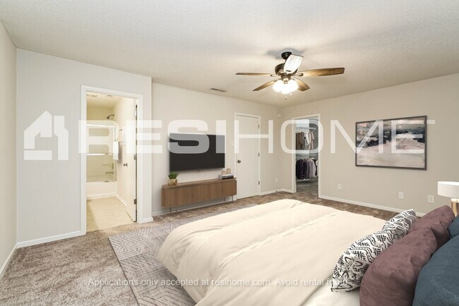 Building Photo - 1726 Blue Grass Pkwy
