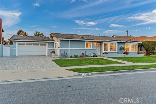 Building Photo - 8521 Lamar Dr