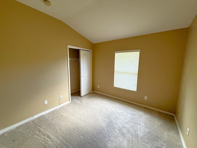 Building Photo - 3/2.5 Winter Garden Townhouse