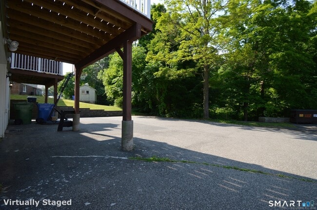 Building Photo - 173 Saybrook Rd