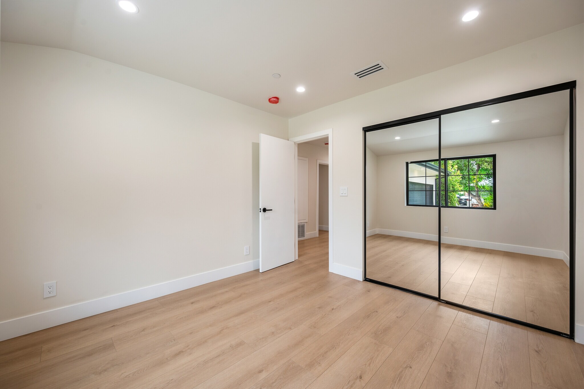 Building Photo - 17106 Gault St