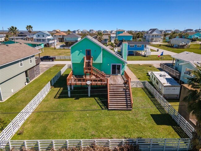 Building Photo - 4034 Reeves Dr