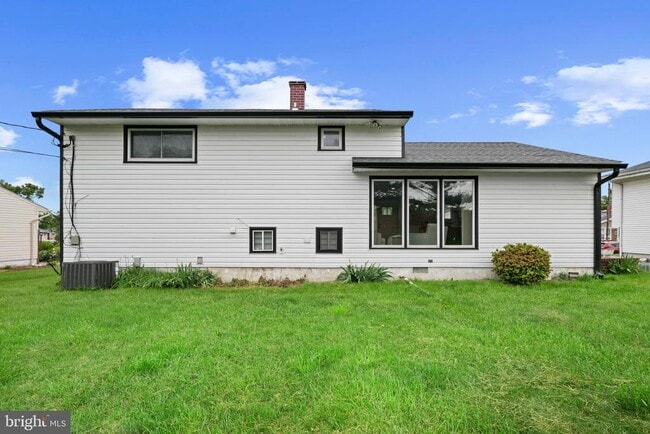 Building Photo - 3408 Croydon Rd