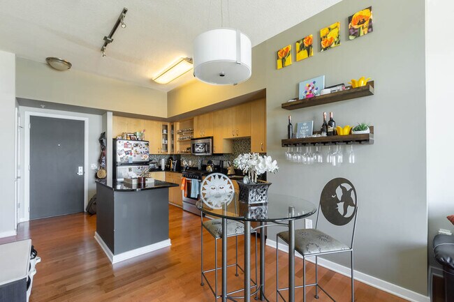 Building Photo - 475 K St NW