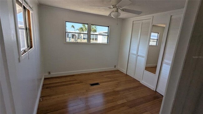 Building Photo - 3114 10th St W