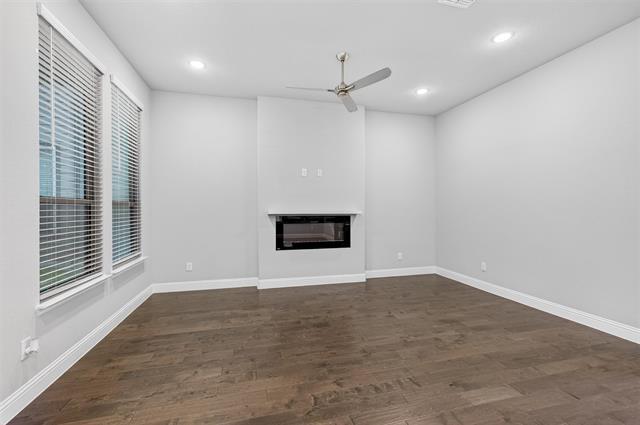 Building Photo - 8938 Pancho Barnes Trl