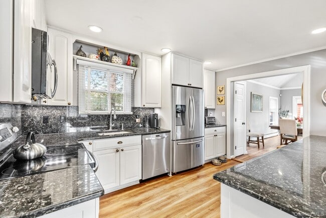 Building Photo - 79 E Tiana Rd