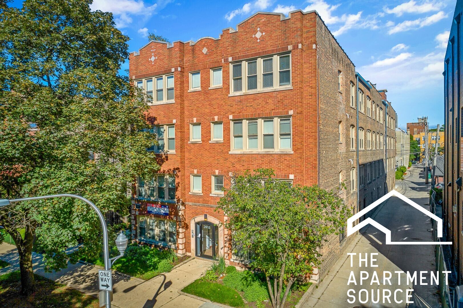 Building Photo - 3921 N Janssen Ave