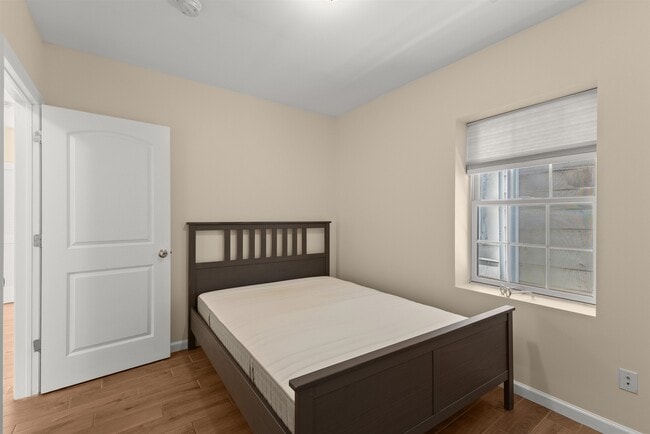 Building Photo - 23 Reynolds Ave