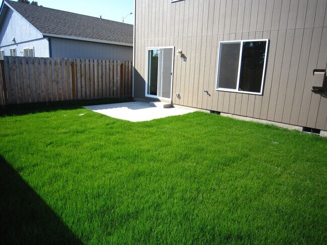 Building Photo - 2538 Char Circle Northwest