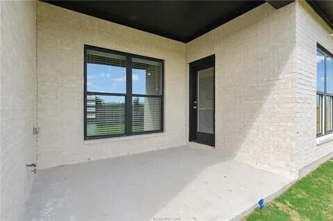 Building Photo - 6205 Daytona Dr