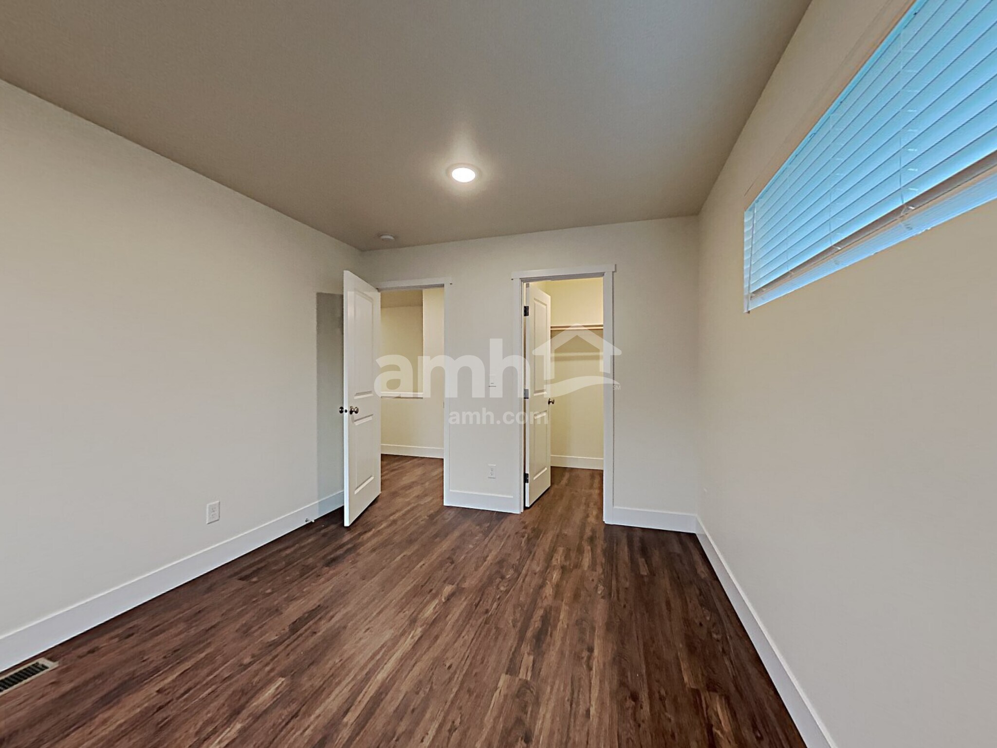 Building Photo - 33098 Glacier Ave SE