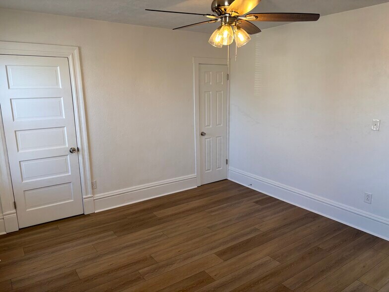 Building Photo - 432 North Ave