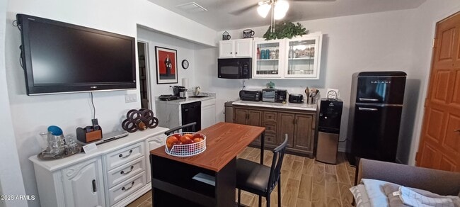 Building Photo - 12784 W Desert Mirage Dr