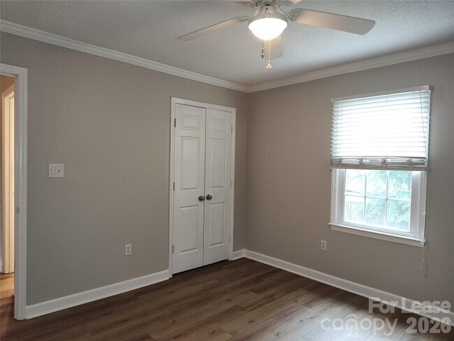 Building Photo - 7413 Doves Nest Cir