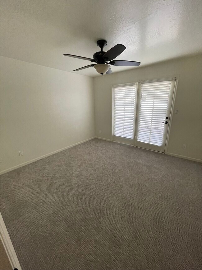 Building Photo - 13816 North 42nd Pl