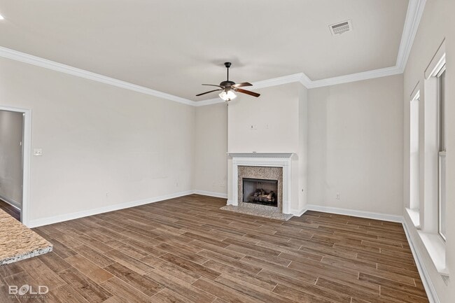 Building Photo - Check Out this 3 bed 2 bath in Shreveport