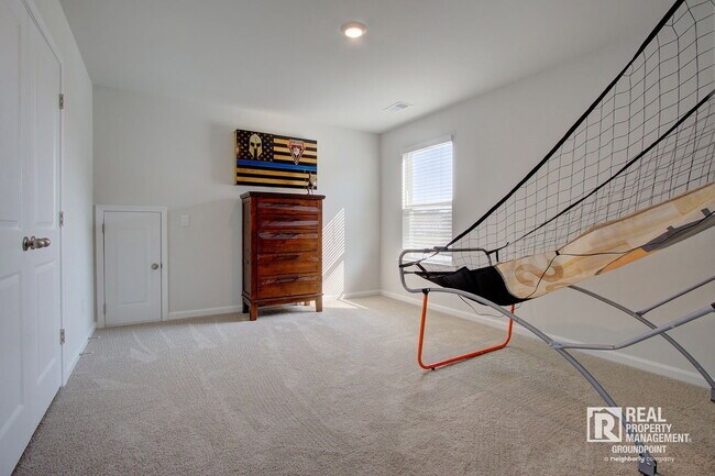 Building Photo - 146 Ivory Shadow Rd